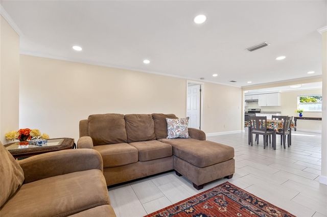 9203 51ST STREET N, Pinellas Park, FL 33782