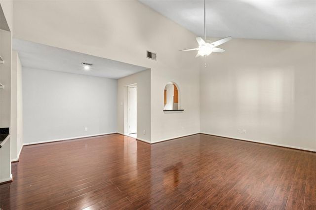 1100 Augusta Drive 86, Houston, TX 77057