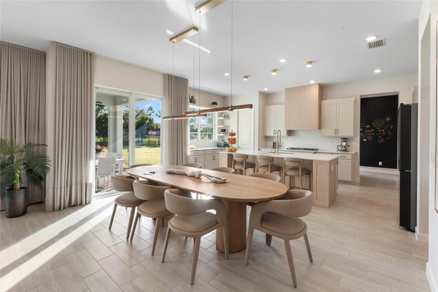 624 Hookline Circle, Loxahatchee, FL 33470