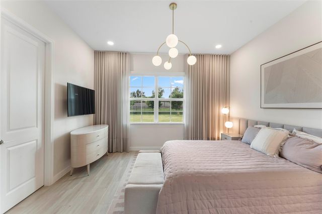 624 Hookline Circle, Loxahatchee, FL 33470