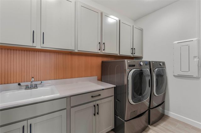 624 Hookline Circle, Loxahatchee, FL 33470