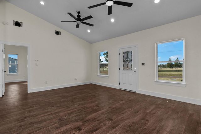607 COUNTY ROAD 310, De Berry, TX 75639