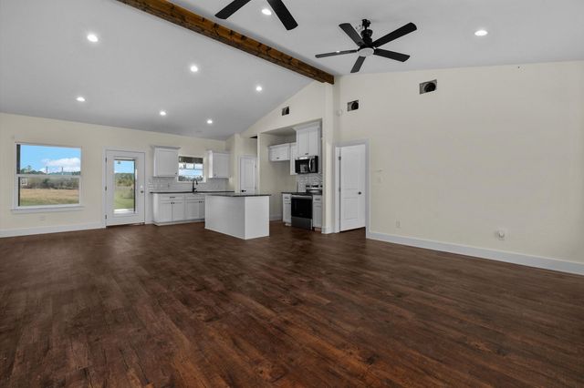 607 COUNTY ROAD 310, De Berry, TX 75639