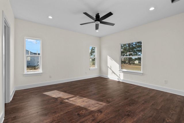 607 COUNTY ROAD 310, De Berry, TX 75639