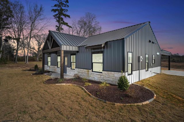 607 COUNTY ROAD 310, De Berry, TX 75639