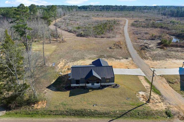607 COUNTY ROAD 310, De Berry, TX 75639