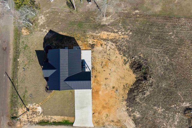 607 COUNTY ROAD 310, De Berry, TX 75639