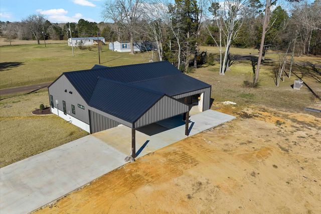 607 COUNTY ROAD 310, De Berry, TX 75639