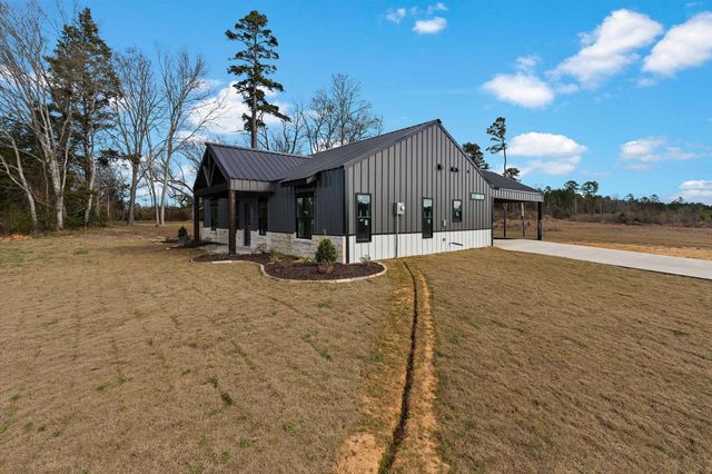 607 COUNTY ROAD 310, De Berry, TX 75639