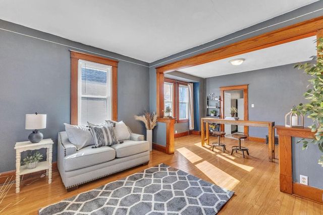 3020 Faraon Street, St Joseph, MO 64501