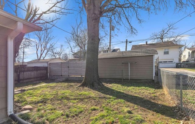 3020 Faraon Street, St Joseph, MO 64501