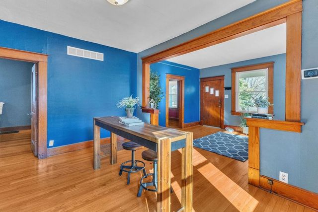 3020 Faraon Street, St Joseph, MO 64501