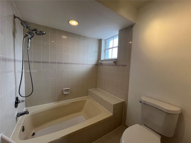 15511 SW 59th St, Miami, FL 33193