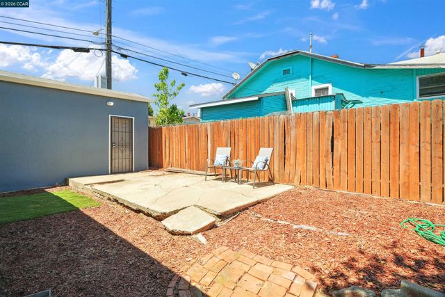 7700 Garfield Ave., Oakland, CA 94605