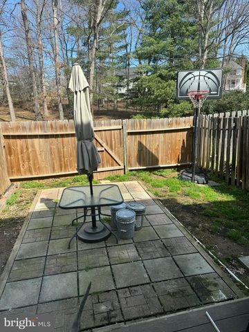 5326 QUALEY PL, Woodbridge, VA 22193