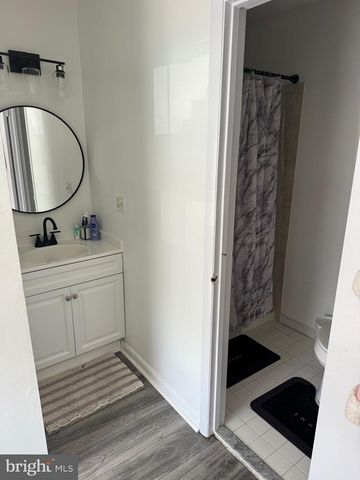 5326 QUALEY PL, Woodbridge, VA 22193