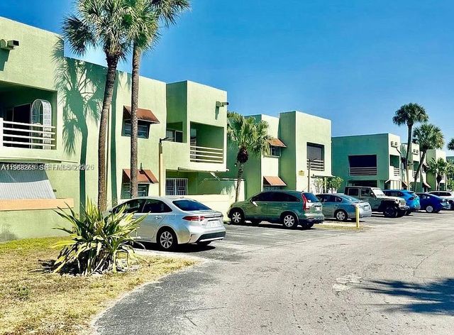 11183 NW 7th Street 204-20, Miami, FL 33172