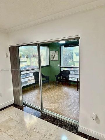 11183 NW 7th Street 204-20, Miami, FL 33172