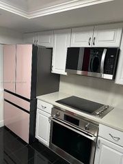 11183 NW 7th Street 204-20, Miami, FL 33172
