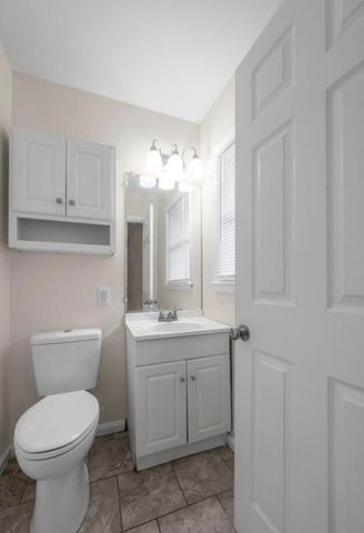 3585 Pimlico Parkway, Lexington, KY 40517
