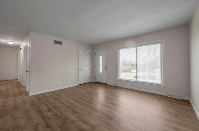 3585 Pimlico Parkway, Lexington, KY 40517