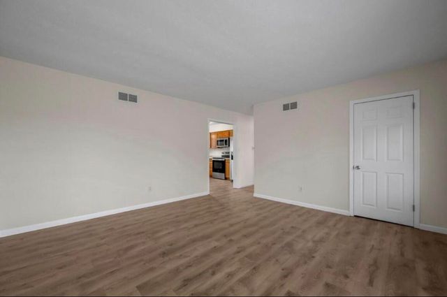 3585 Pimlico Parkway, Lexington, KY 40517