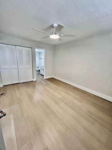 6461 NW 2nd Avenue 1050, Boca Raton, FL 33487