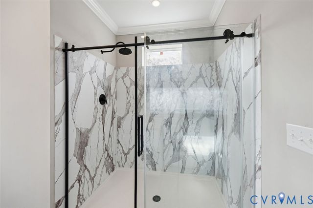 02 White House Ln, Center Cross, VA 22437