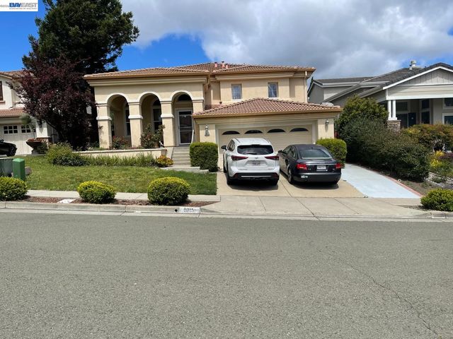 1013 Ridgeview Dr, El Sobrante, CA 94803
