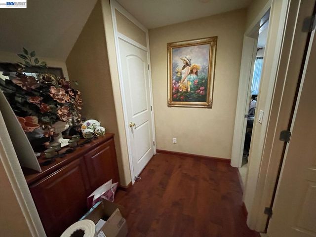 1013 Ridgeview Dr, El Sobrante, CA 94803