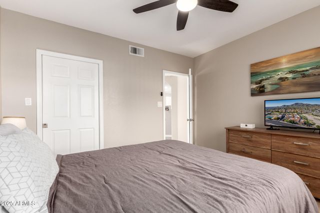 10410 N CAVE CREEK Road 1082, Phoenix, AZ 85020