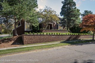 420 Woodland Pass, East Lansing, MI 48823