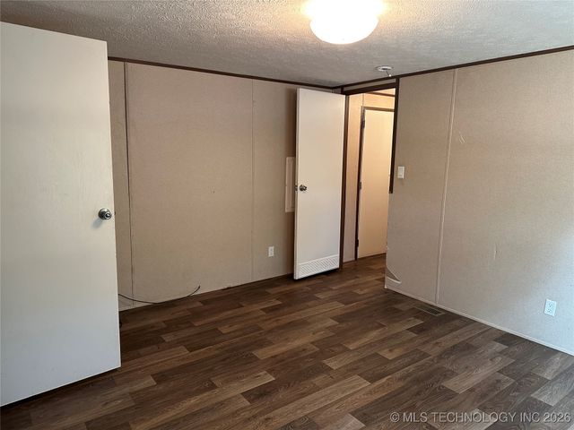 10782 Hickory, Kingston, OK 73439