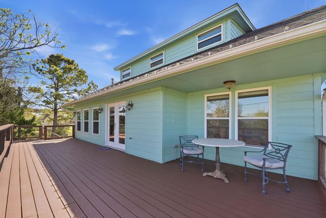 180 Grove Road, Kemah, TX 77565