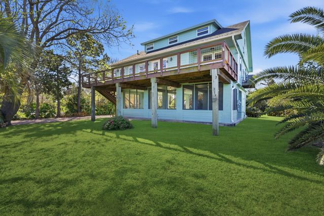 180 Grove Road, Kemah, TX 77565