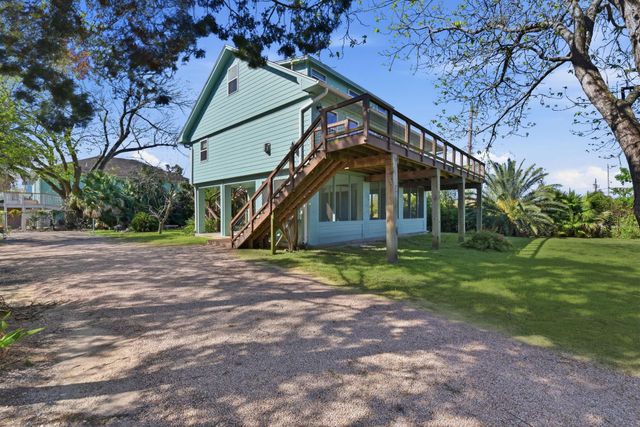 180 Grove Road, Kemah, TX 77565