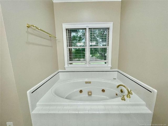 2423 Cypress Lakes Road, Hope Mills, NC 28348