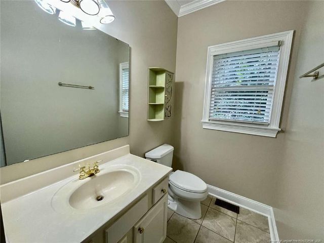 2423 Cypress Lakes Road, Hope Mills, NC 28348