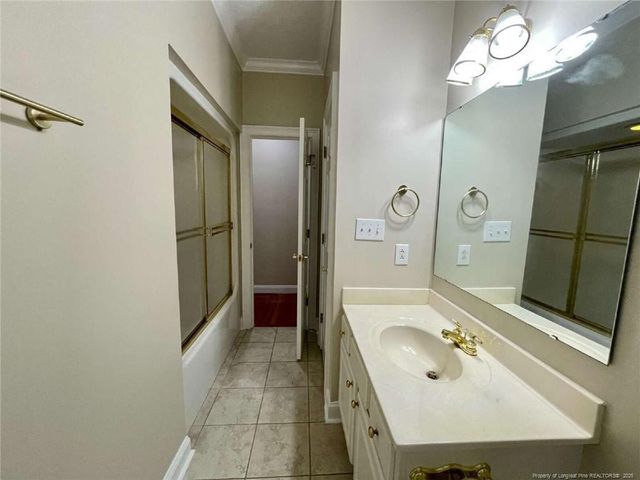 2423 Cypress Lakes Road, Hope Mills, NC 28348