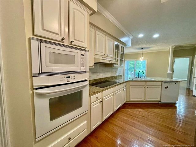 2423 Cypress Lakes Road, Hope Mills, NC 28348