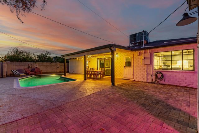 8335 E Weldon Avenue, Scottsdale, AZ 85251