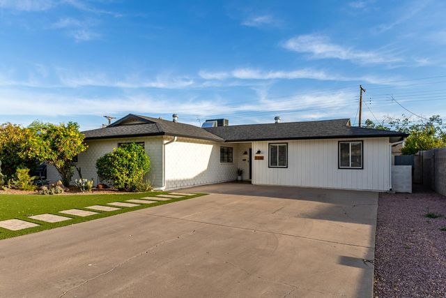 8335 E Weldon Avenue, Scottsdale, AZ 85251