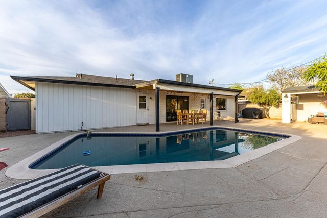8335 E Weldon Avenue, Scottsdale, AZ 85251