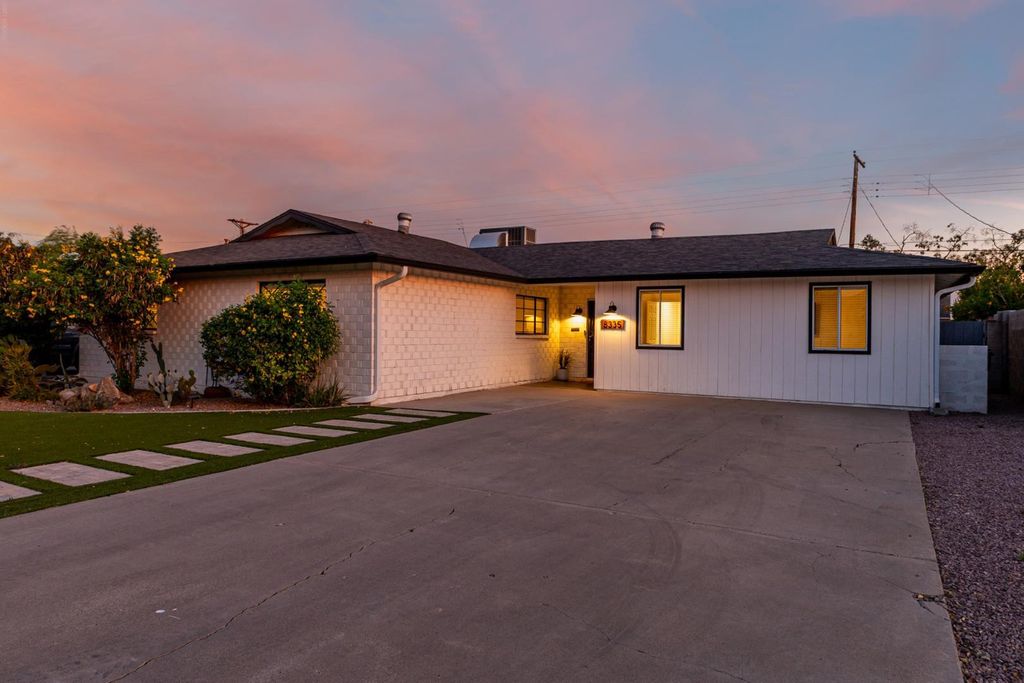 8335 E Weldon Avenue, Scottsdale, AZ 85251