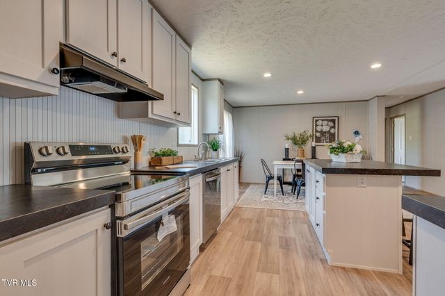 1706 Highland Street, Kingsport, TN 37664