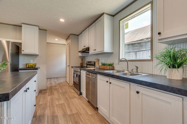 1706 Highland Street, Kingsport, TN 37664