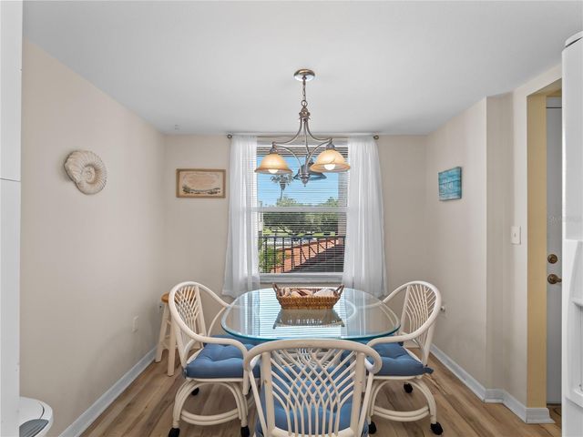 9330 CLUBSIDE CIRCLE 3207, Sarasota, FL 34238