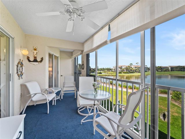 9330 CLUBSIDE CIRCLE 3207, Sarasota, FL 34238