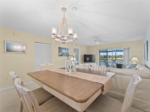 9330 CLUBSIDE CIRCLE 3207, Sarasota, FL 34238