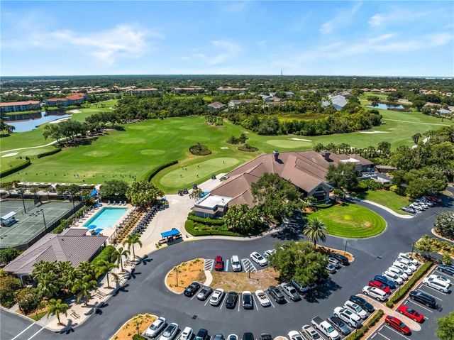 9330 CLUBSIDE CIRCLE 3207, Sarasota, FL 34238